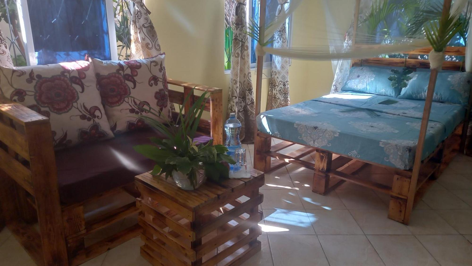 Mount Zion Guest House, Mtwapa Mtomondoni Момбаса Екстериор снимка