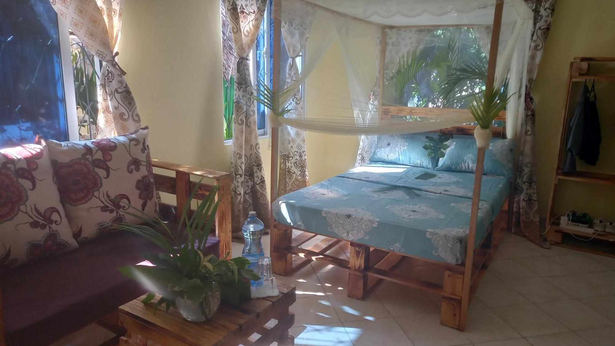 Mount Zion Guest House, Mtwapa Mtomondoni Момбаса Екстериор снимка