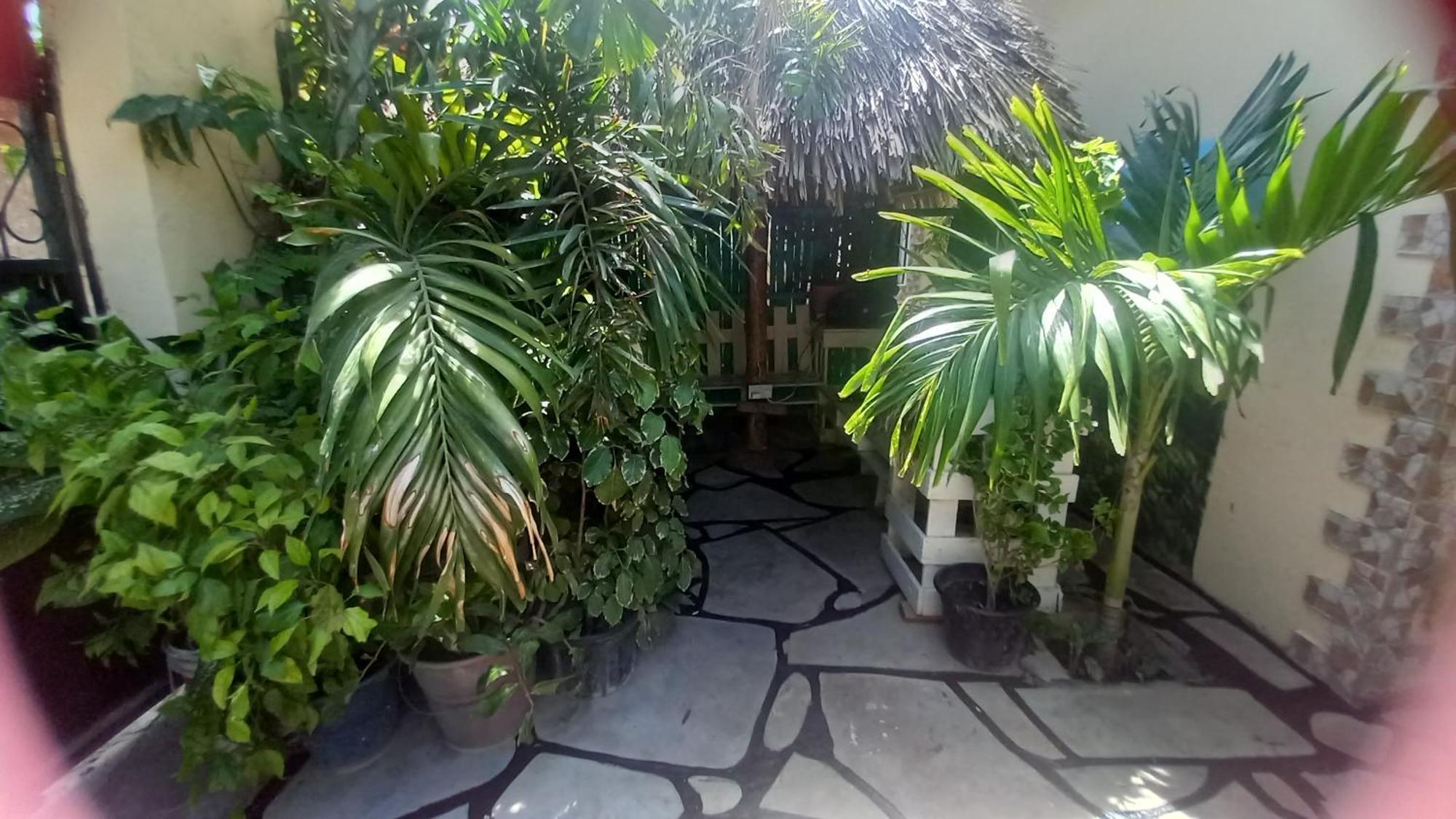 Mount Zion Guest House, Mtwapa Mtomondoni Момбаса Екстериор снимка