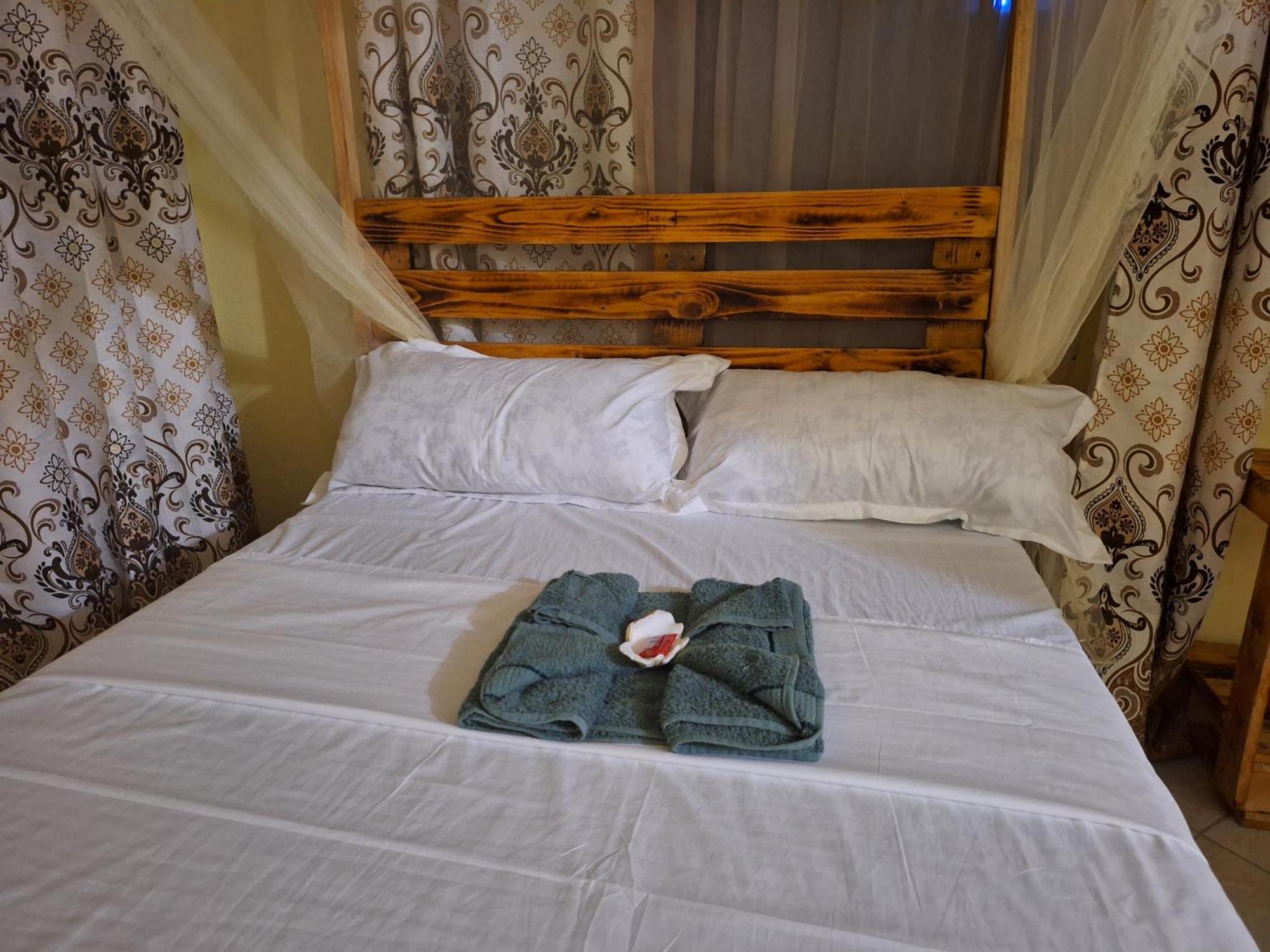 Mount Zion Guest House, Mtwapa Mtomondoni Момбаса Екстериор снимка