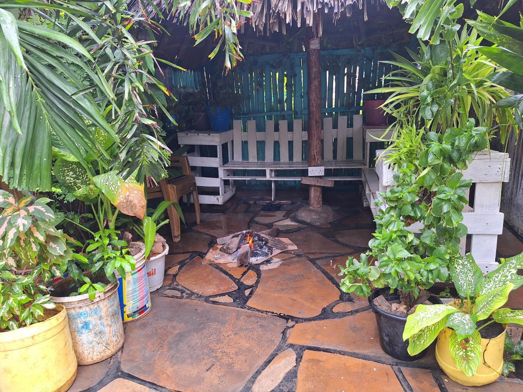 Mount Zion Guest House, Mtwapa Mtomondoni Момбаса Екстериор снимка