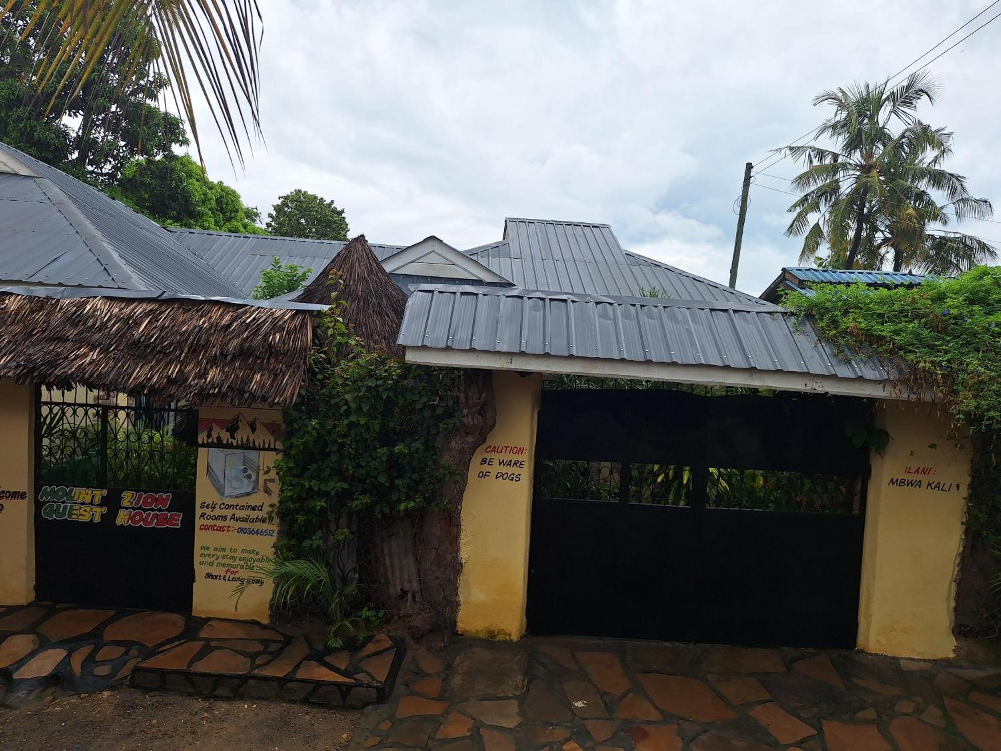 Mount Zion Guest House, Mtwapa Mtomondoni Момбаса Екстериор снимка